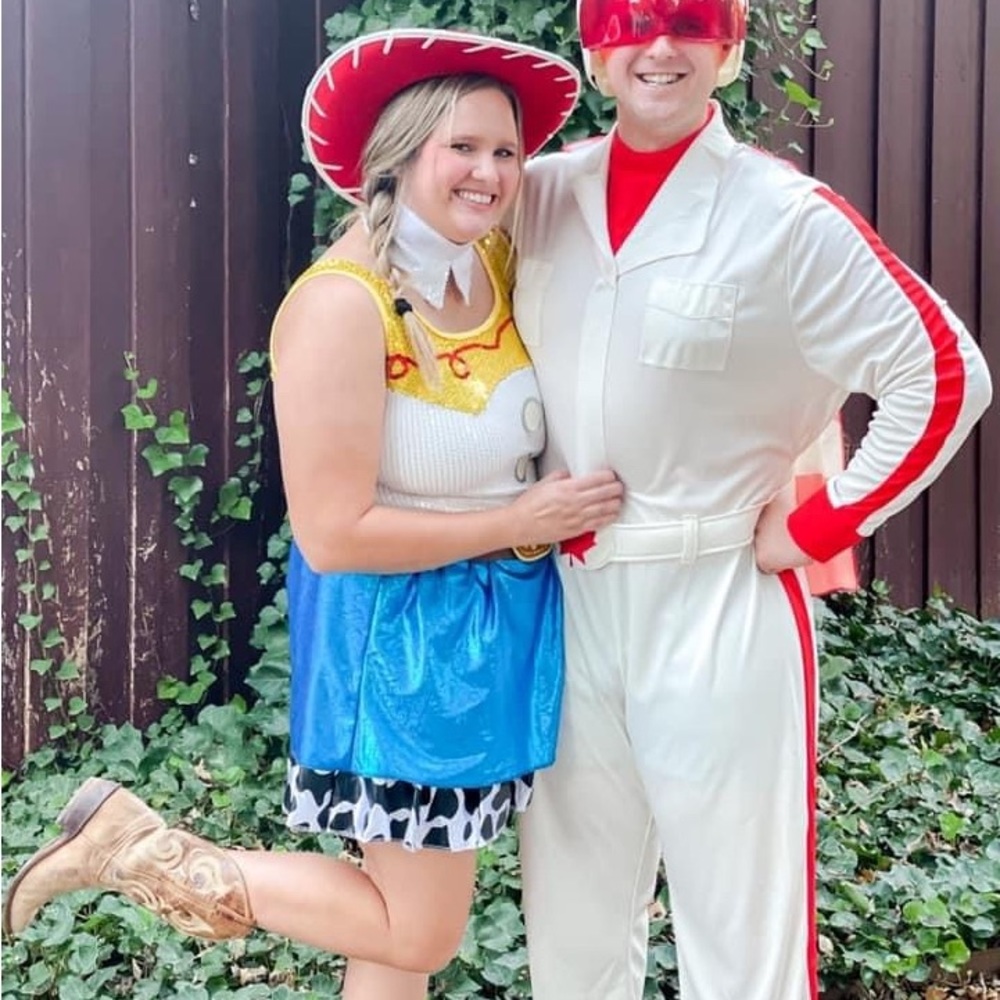 Women’s Jessie costume from Toy Story - Picture 2 of 3